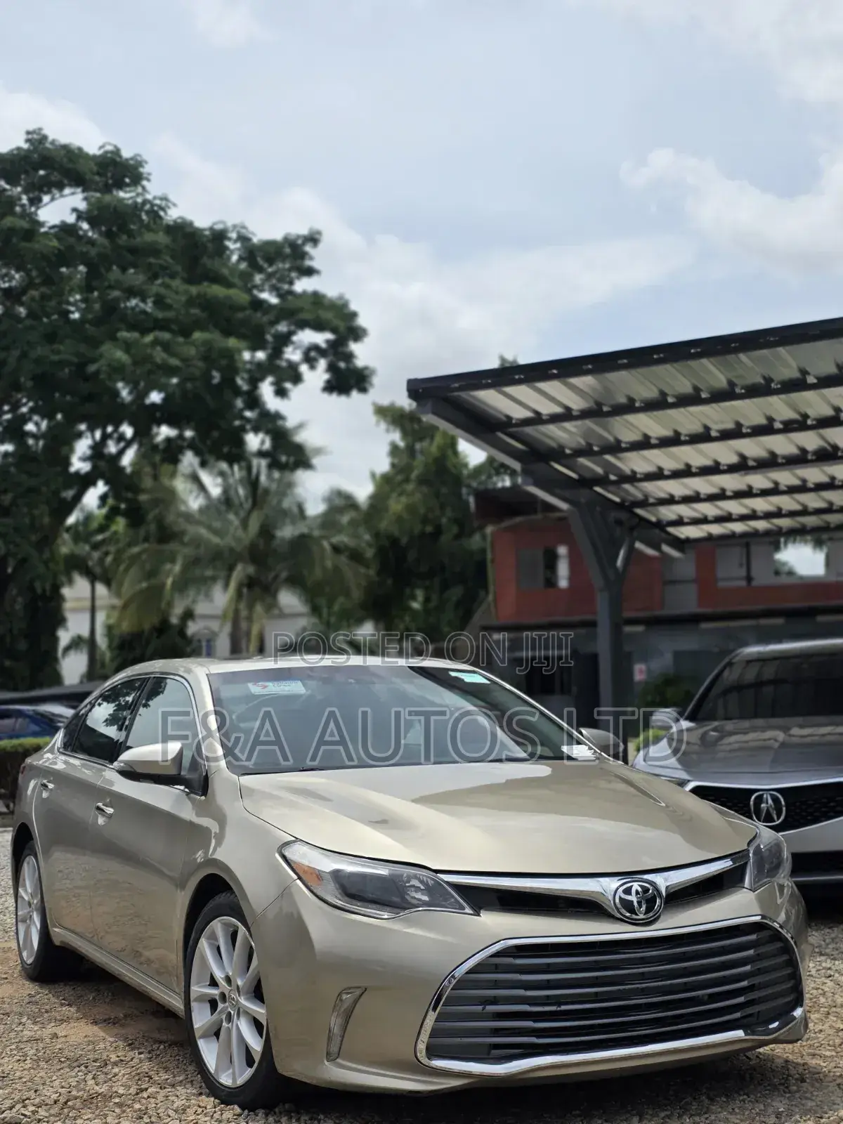 Toyota Avalon 2015 Gold