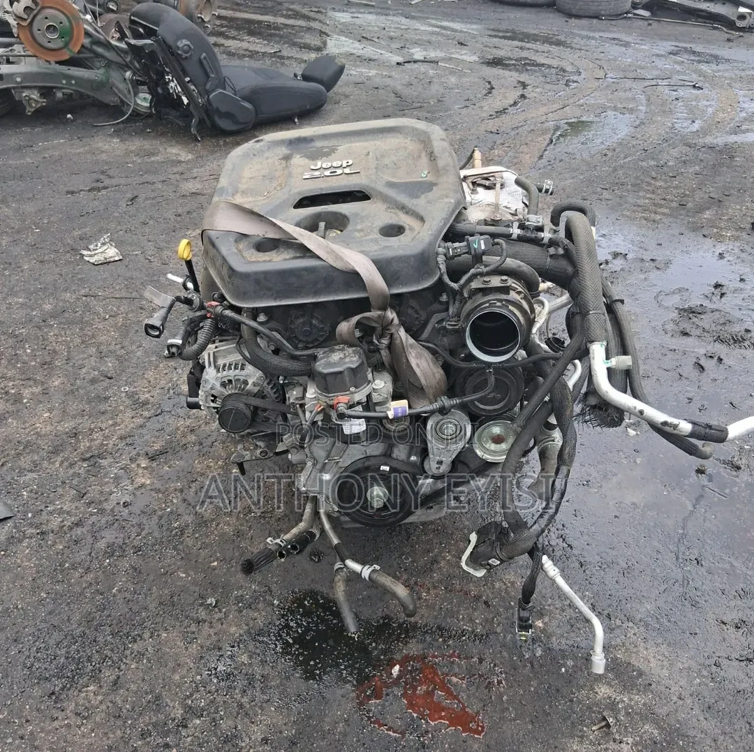 2.0l Turbo Jeep Wrangler Engine and Automatica Transmission