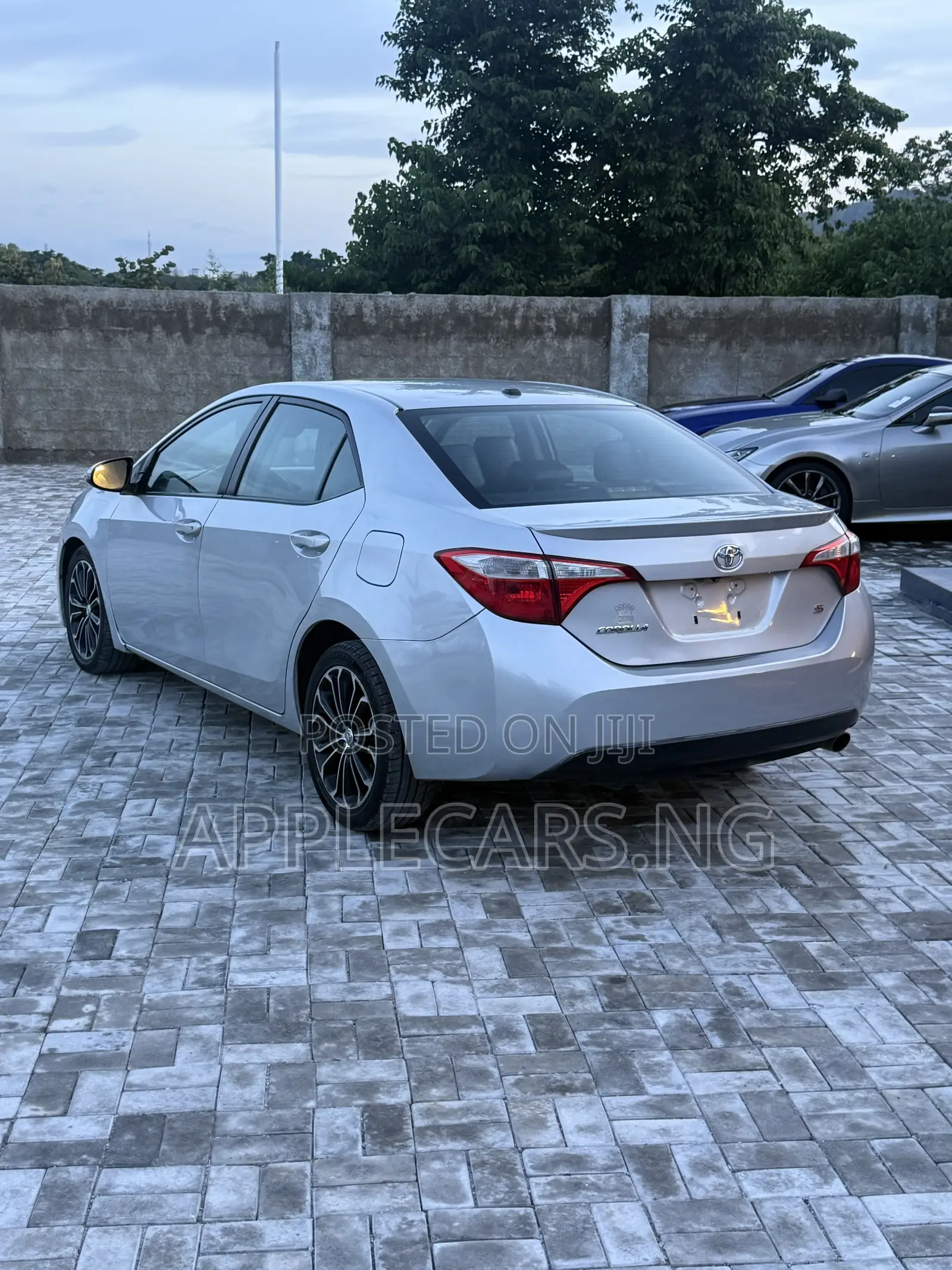 Toyota Corolla S 4dr Sedan (1.8L 4cyl CVT) 2015 Silver