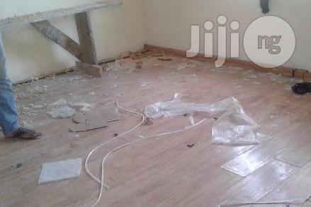 Wooden Flooring Tiles Laminated Vinyl