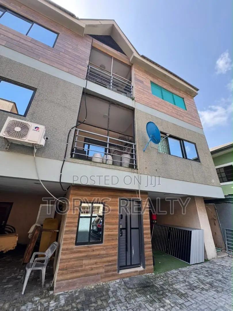4bdrm Duplex in Osapa london for rent