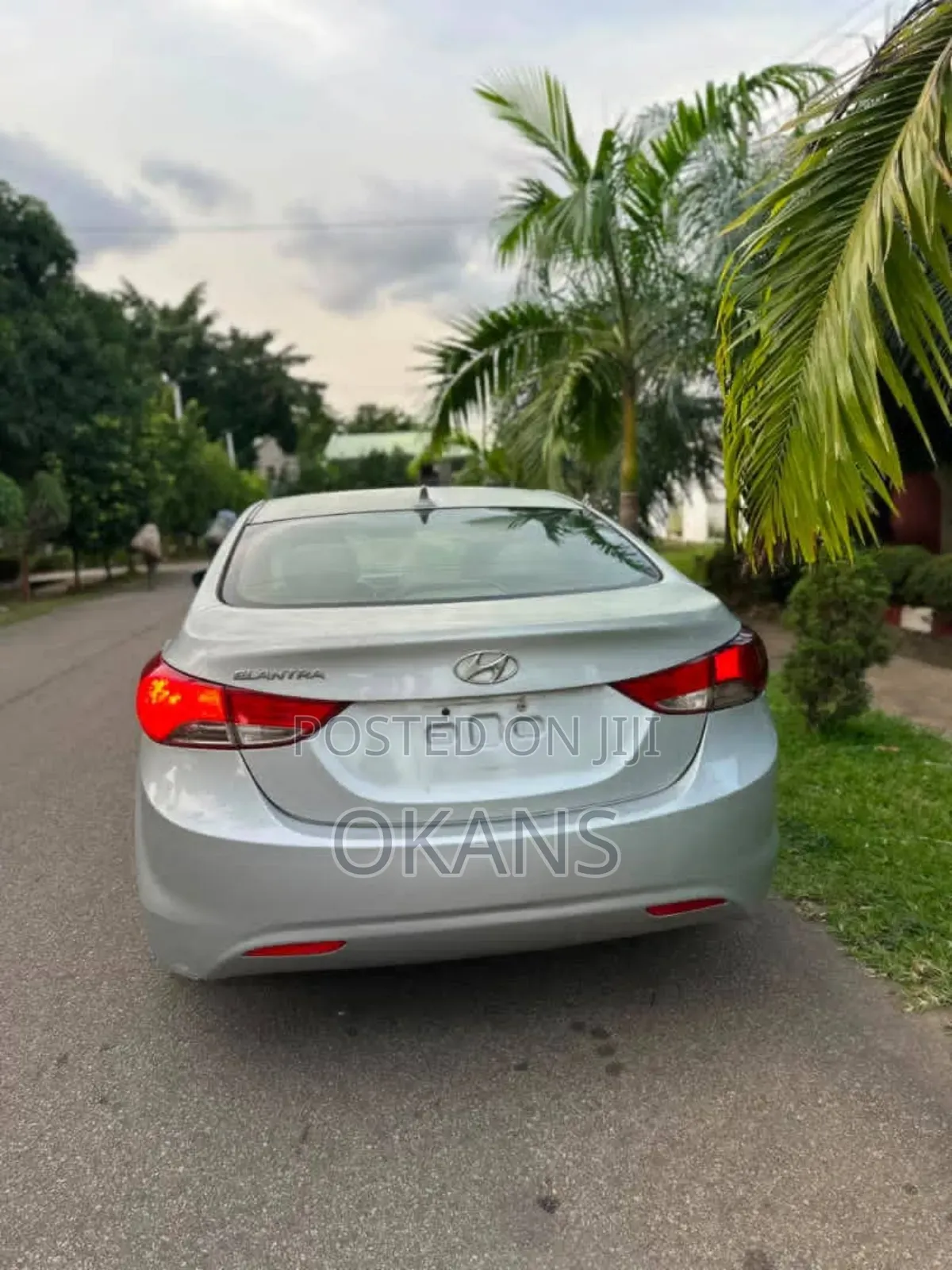 Hyundai Elantra 2013 Silver