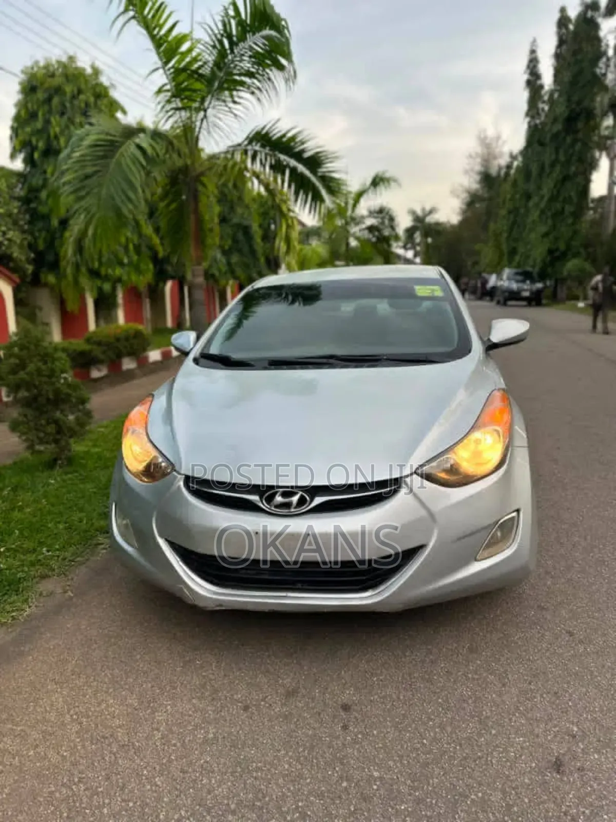 Hyundai Elantra 2013 Silver
