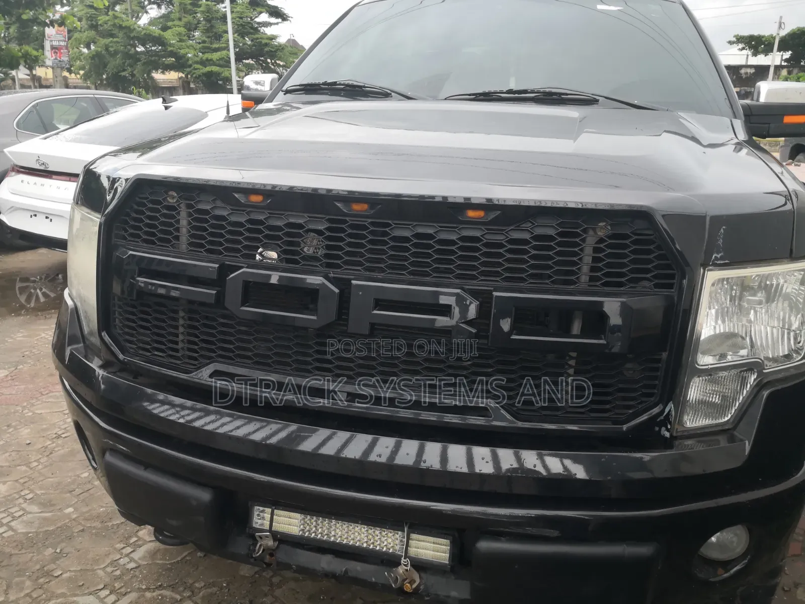 Ford F-150 2010 Black