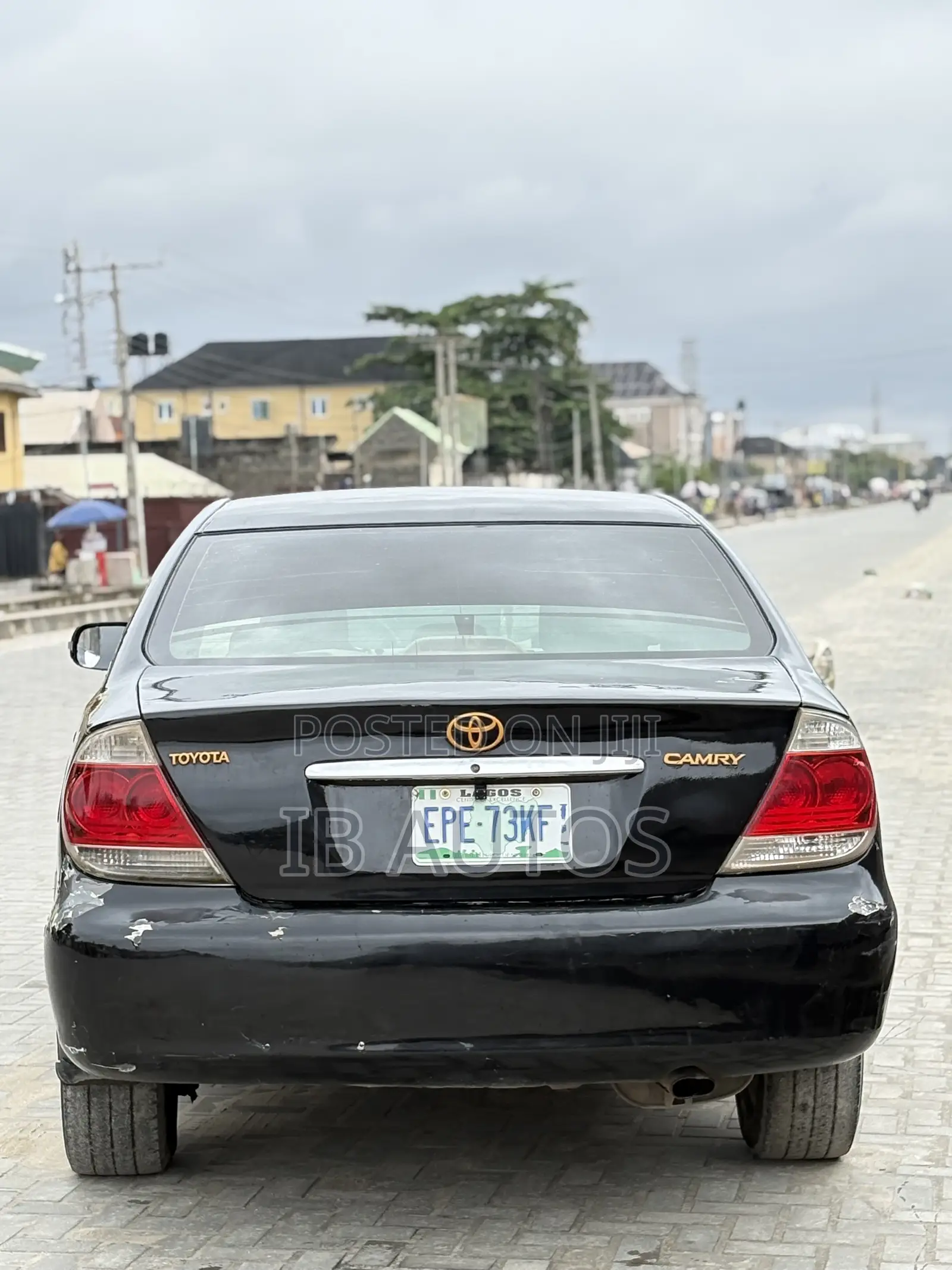 Toyota Camry LE 4dr Sedan (2.4L 4cyl 5M) 2003 Black
