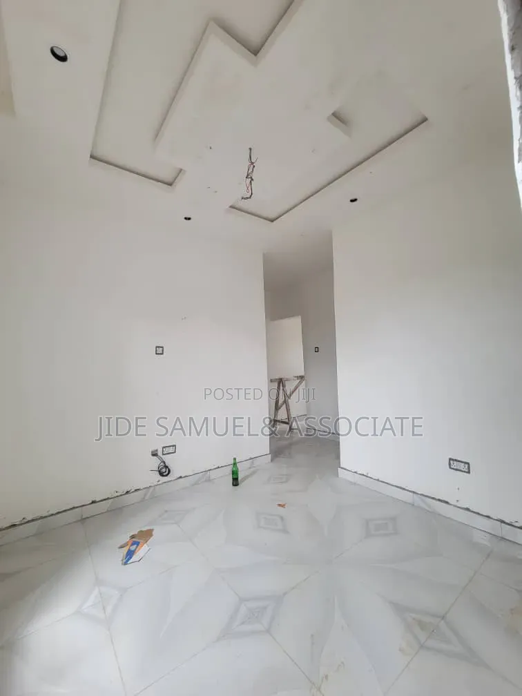 Furnished Mini Flat in Ayobo for rent