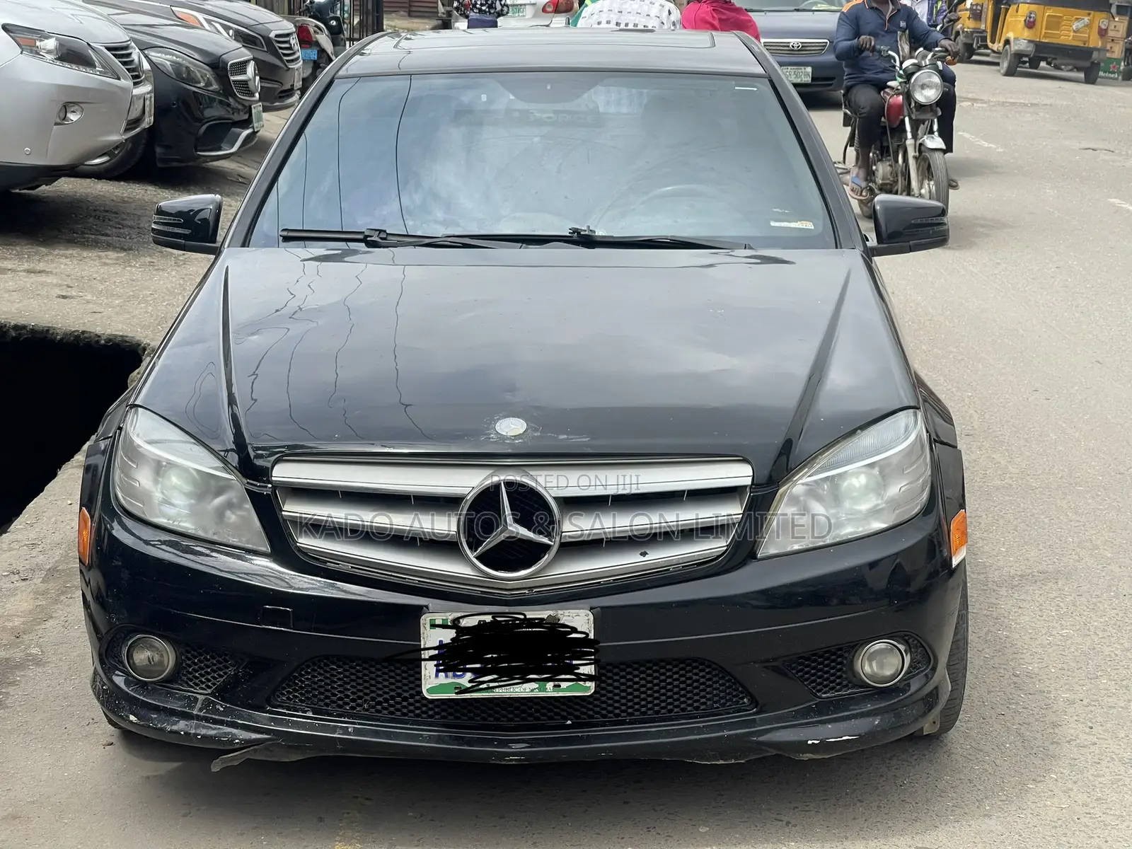 Mercedes-Benz C300 2010 Black