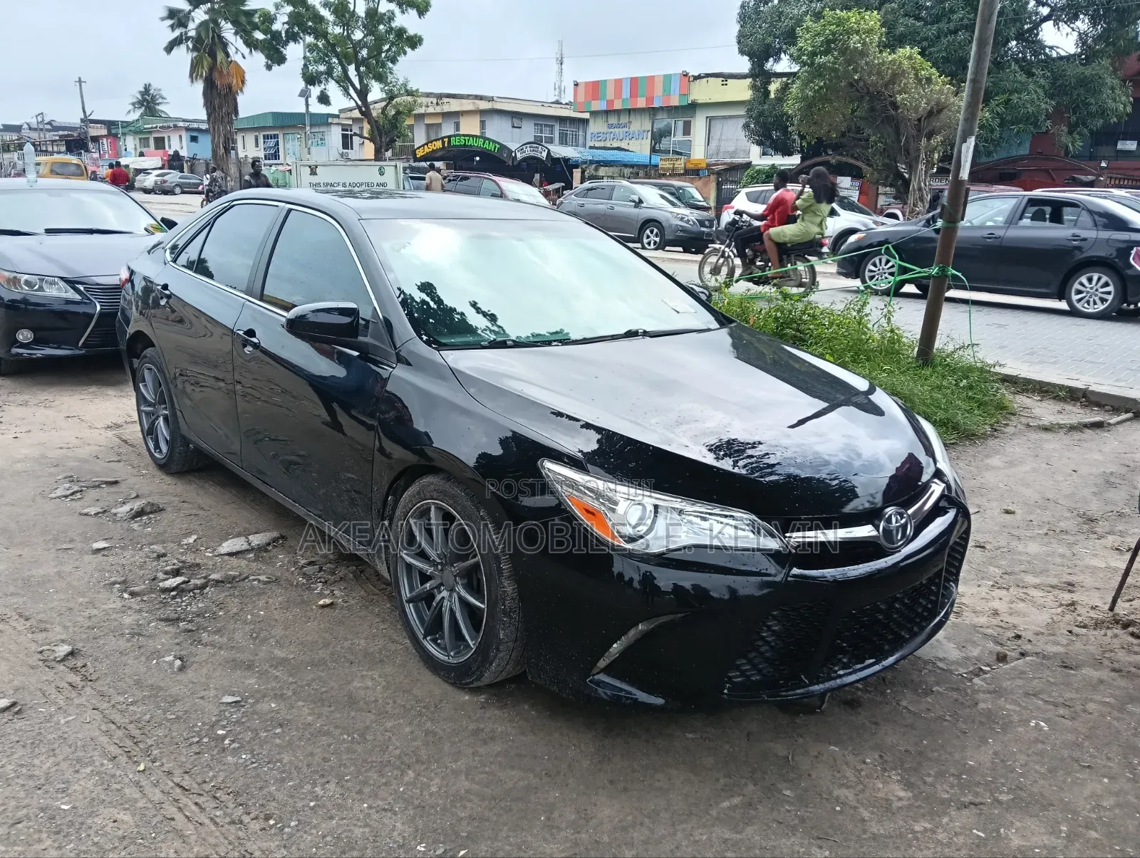 Toyota Camry 2017 Black