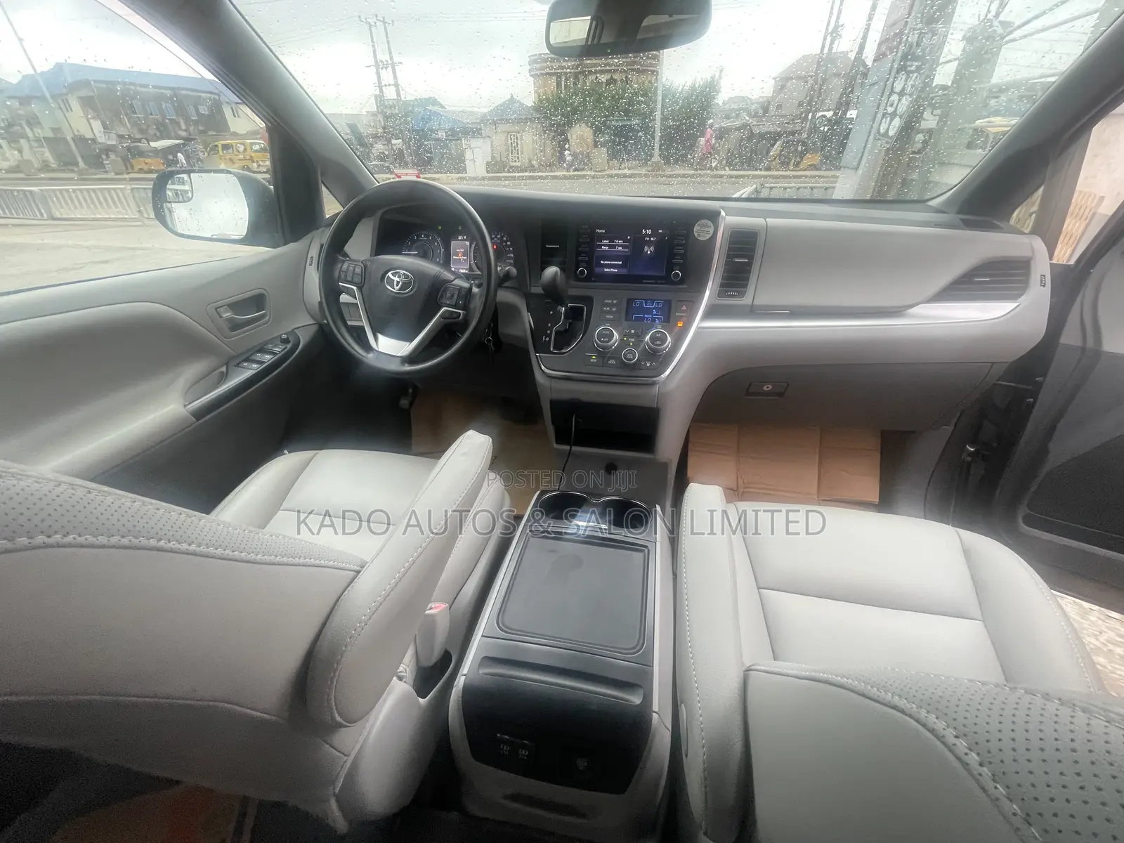 Toyota Sienna 2018 Gray