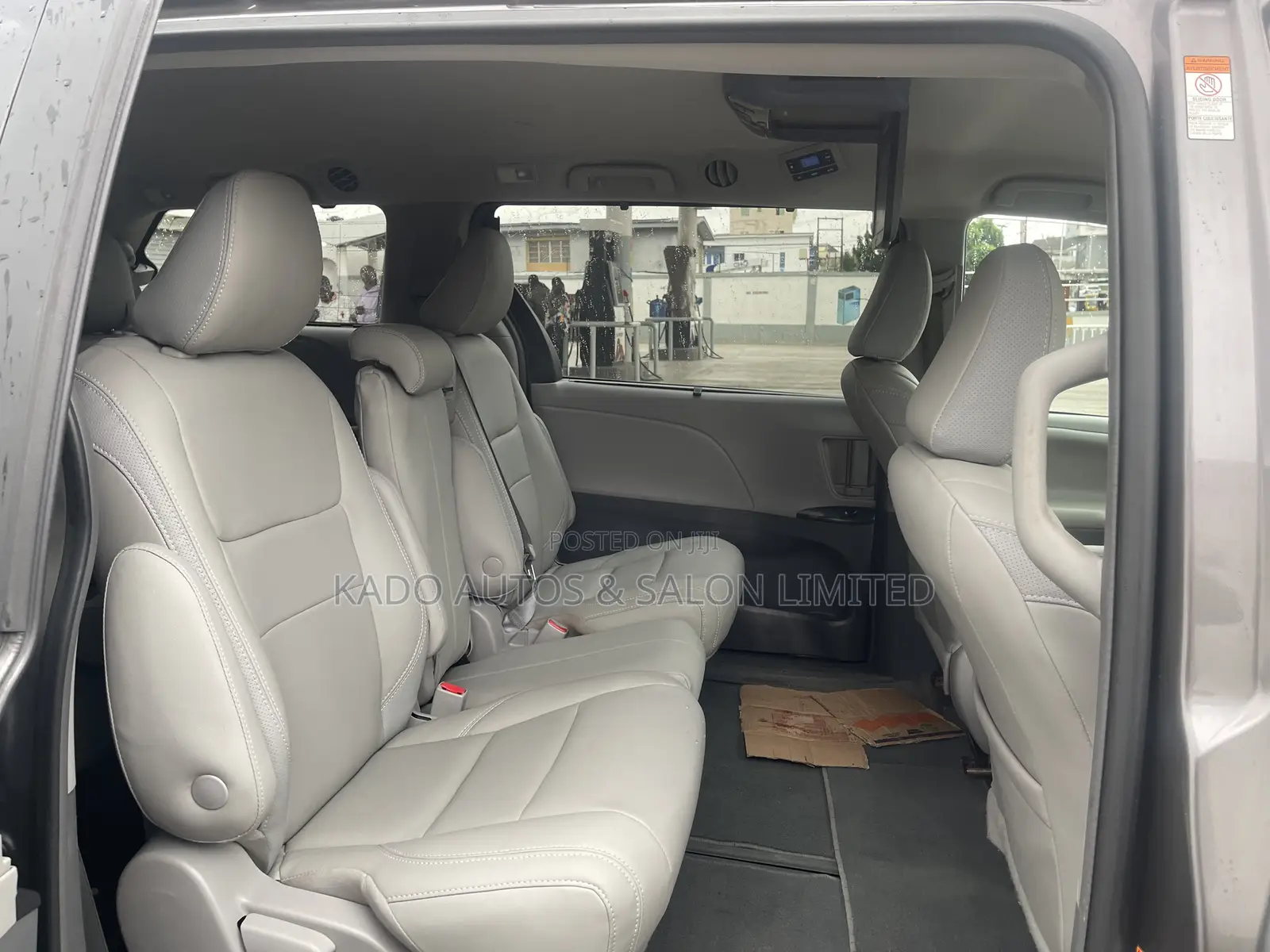 Toyota Sienna 2018 Gray