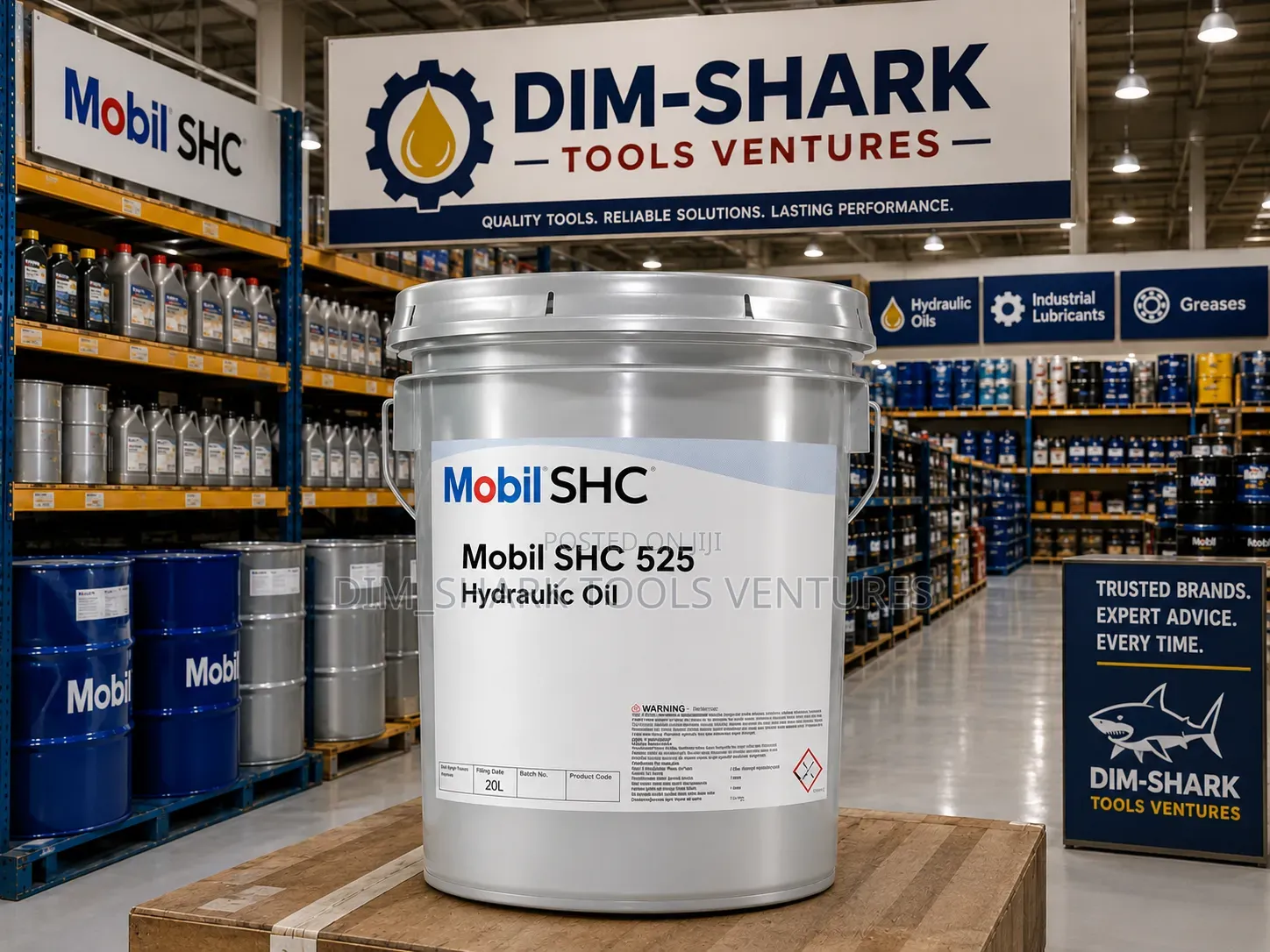 20-Liter Pail of Mobil SHC 525 Hydraulic Oil