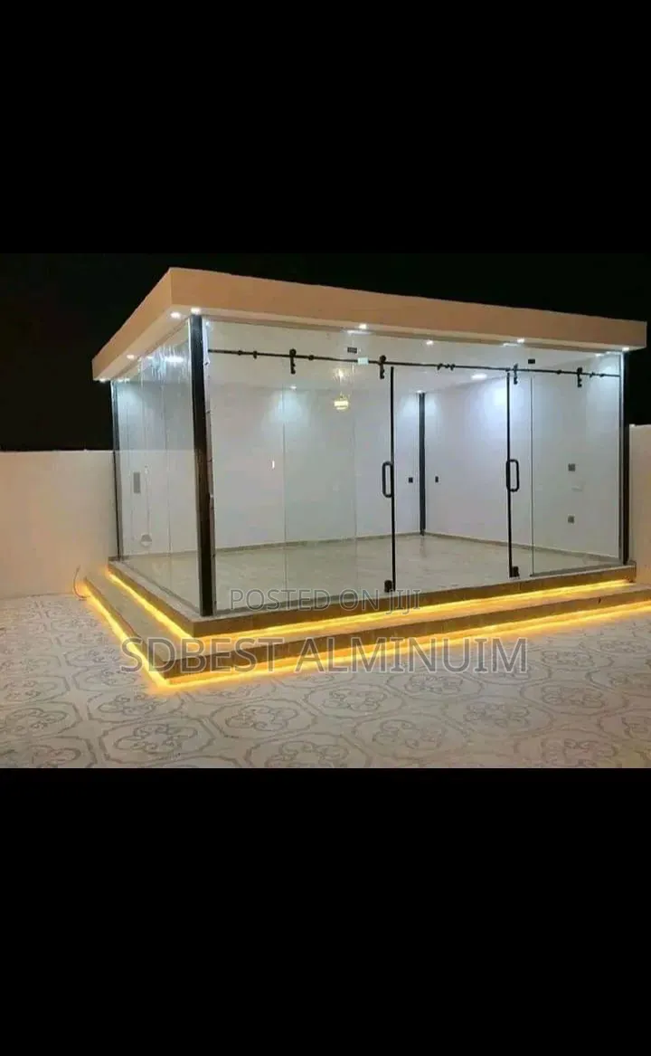 Stanley Partition Glass