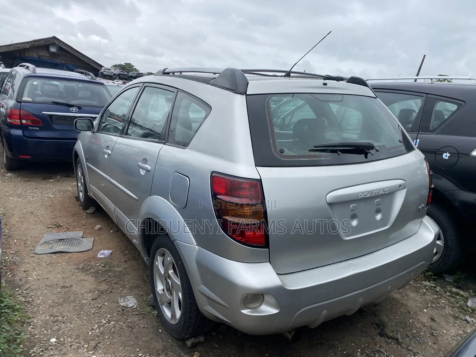Pontiac Vibe Automatic 2004 Silver