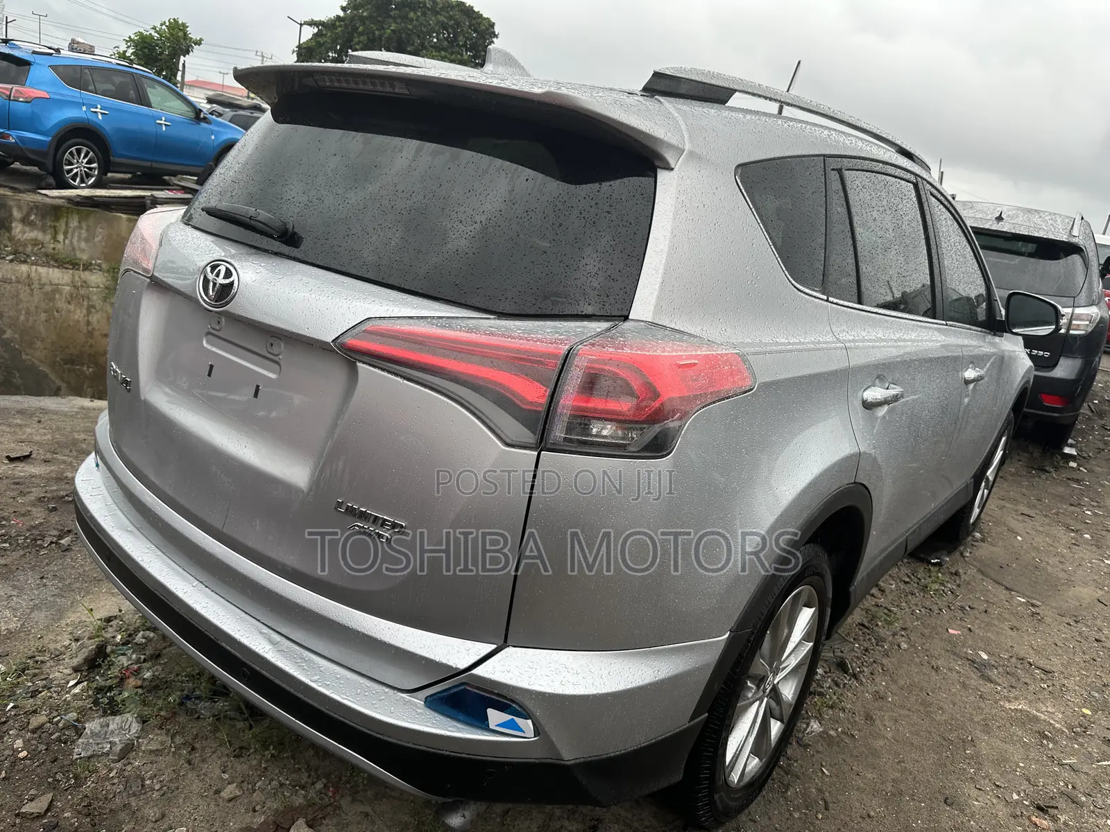 Toyota RAV4 Limited AWD (2.5L 4cyl 6A) 2016 Silver