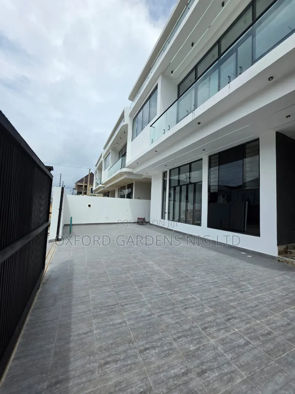 4bdrm Duplex in Royal Pine Estate 3,, Chevron for sale