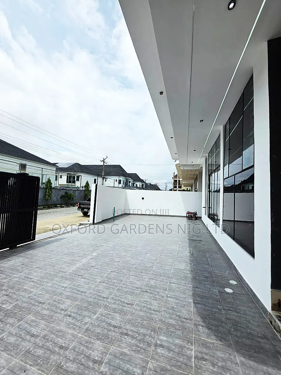 4bdrm Duplex in Royal Pine Estate 3,, Chevron for sale
