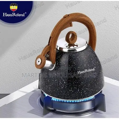 Haus Roland HR7102-1 Is a 5-Liter Stovetop Kettle Featuring a Speckled