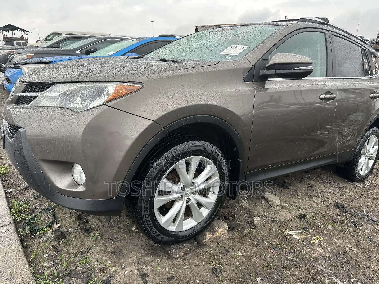 Toyota RAV4 Limited 4dr SUV AWD (2.5L 4cyl 6A) 2015 Gray
