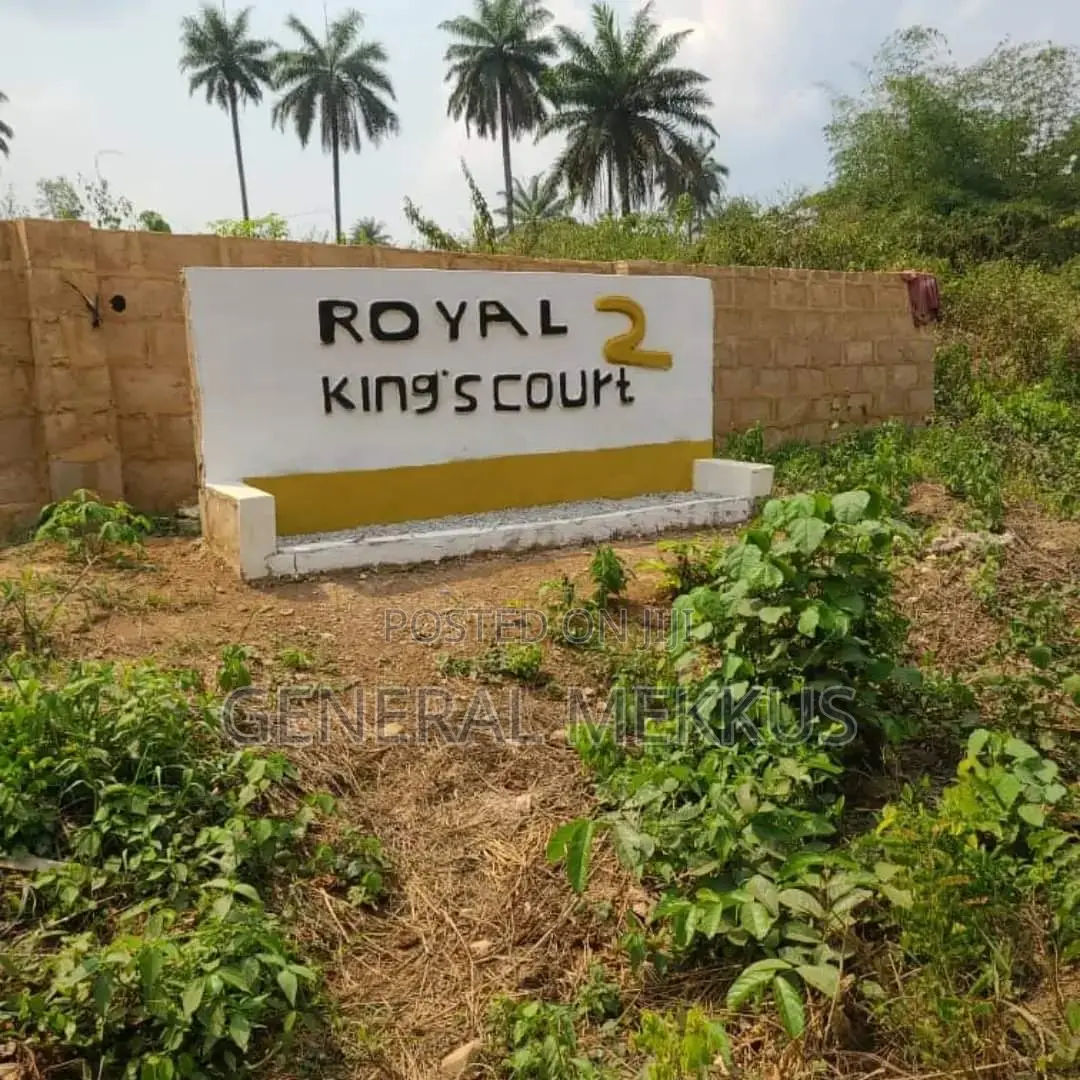 Royal Kings Court 2