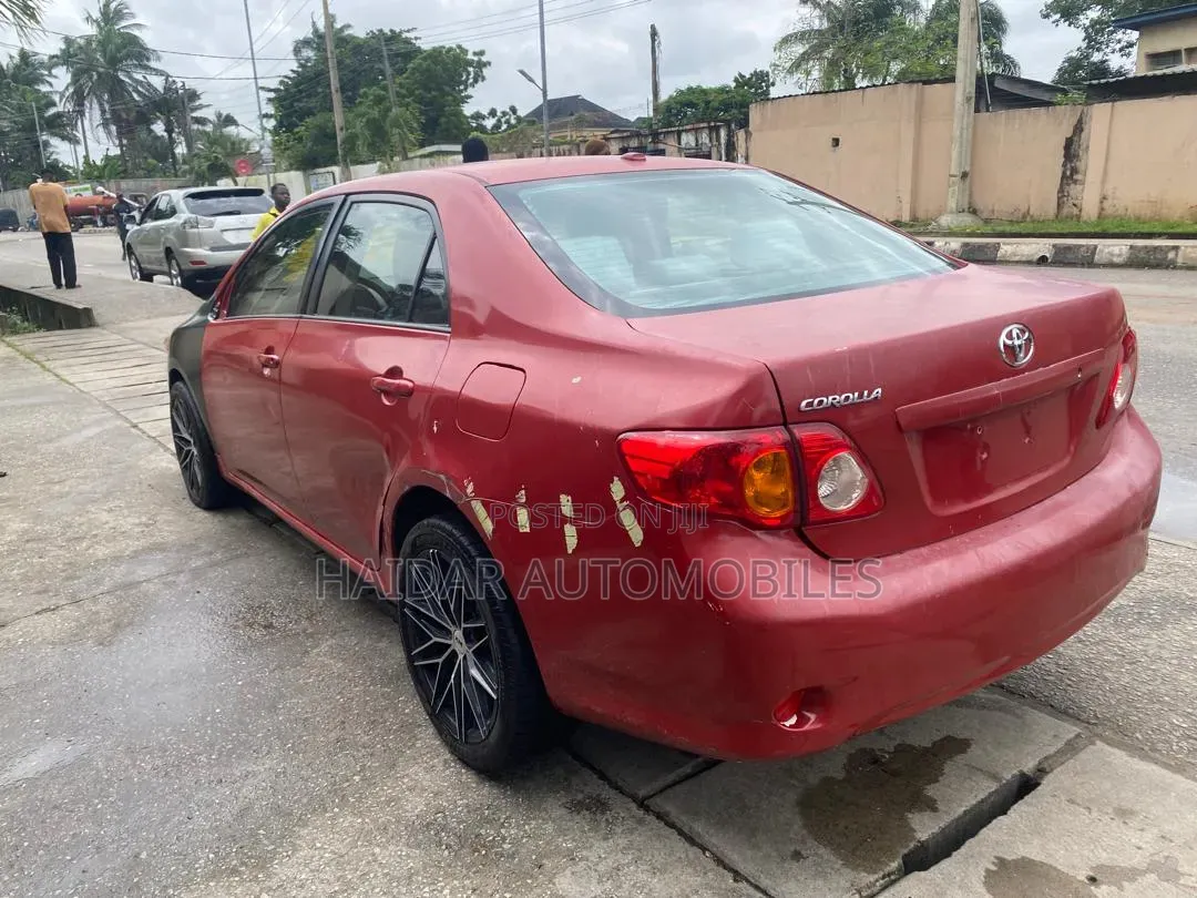 Toyota Corolla 2009 Maroon