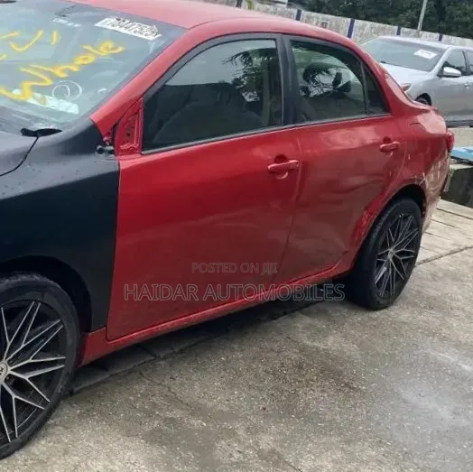 Toyota Corolla 2009 Maroon