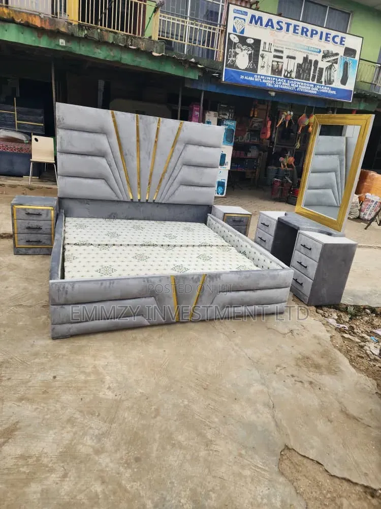 6by6 Luxury Padded Bedframe