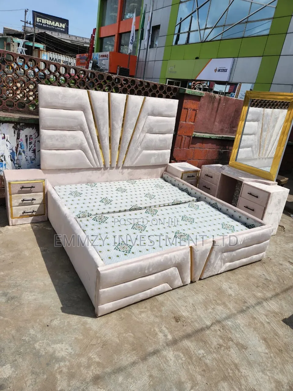 6by6 Luxury Padded Bedframe