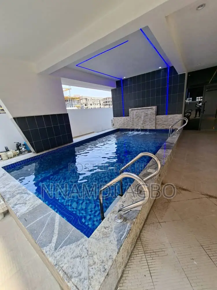 2bdrm Apartment in Lekki Phase 1 for sale