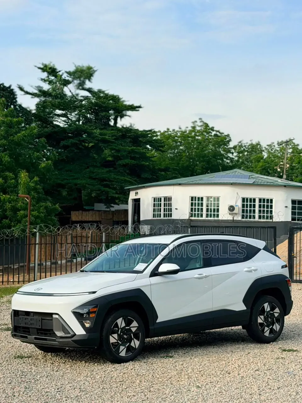 Hyundai Kona 2025 White