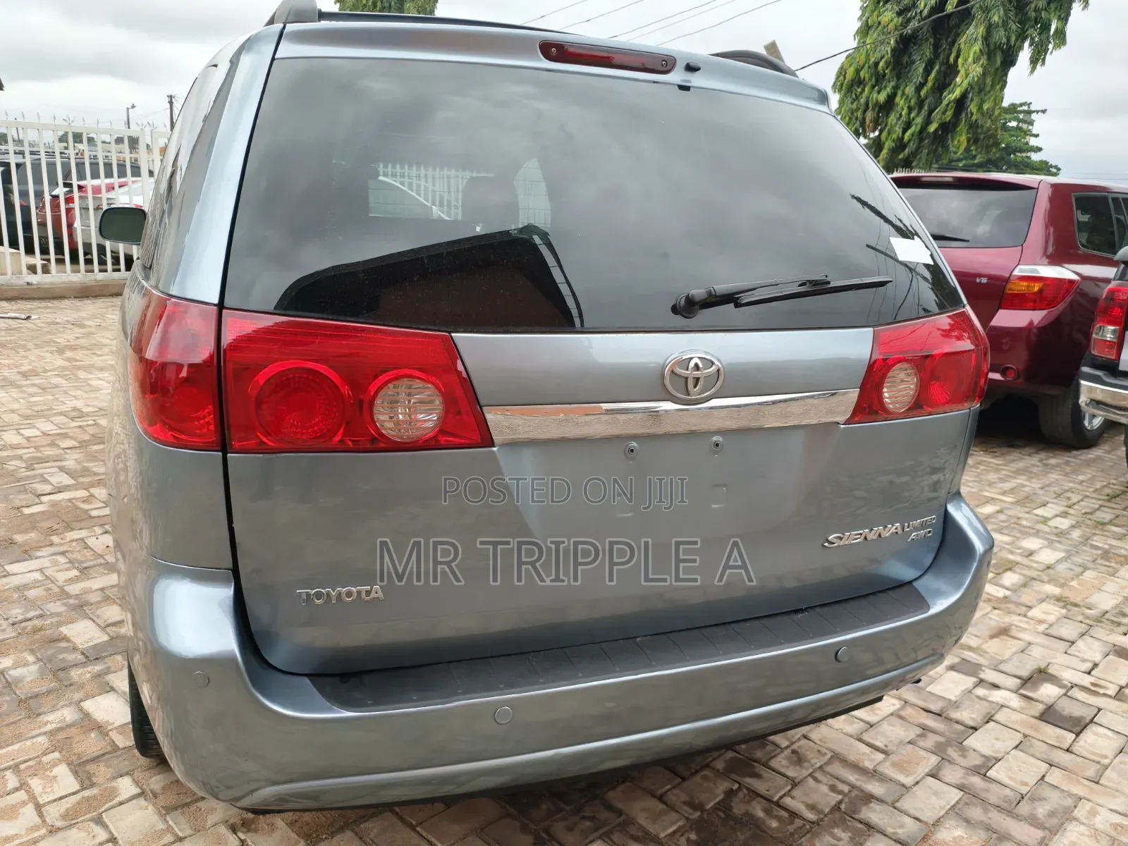 Toyota Sienna 2006 Blue