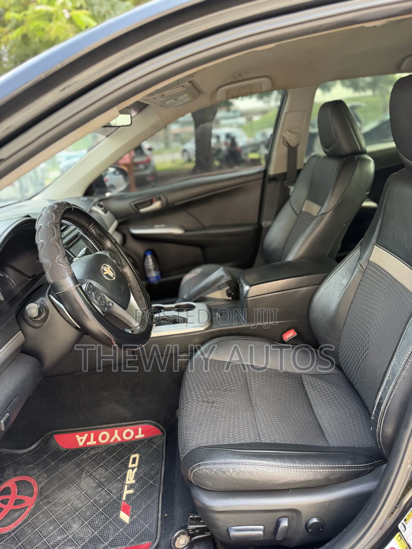 Toyota Camry SE 4dr Sedan (2.5L 4cyl 6A) 2012 Black