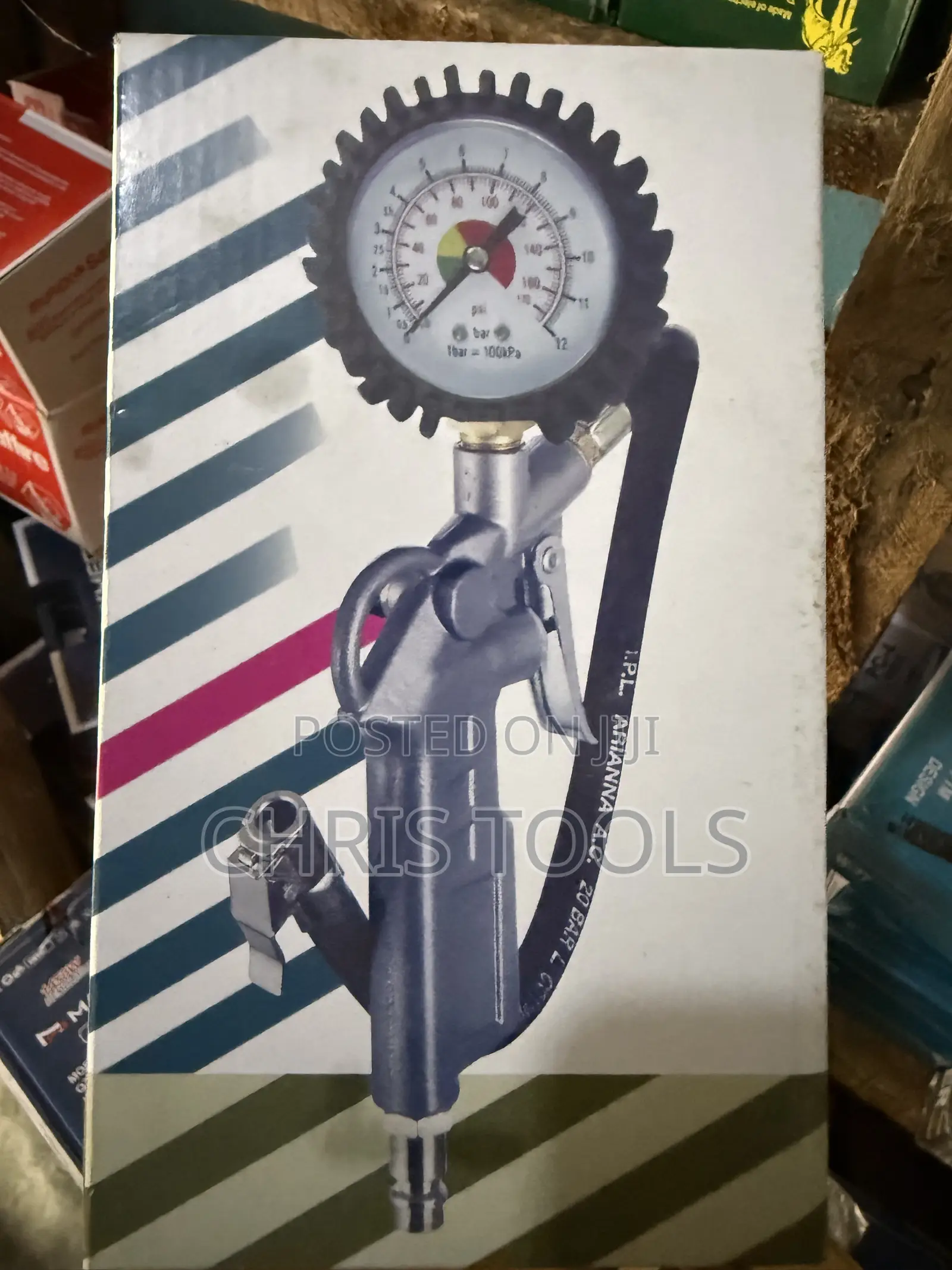 Heavy-Duty Tyre Pressure Gauge and Inflator Gun