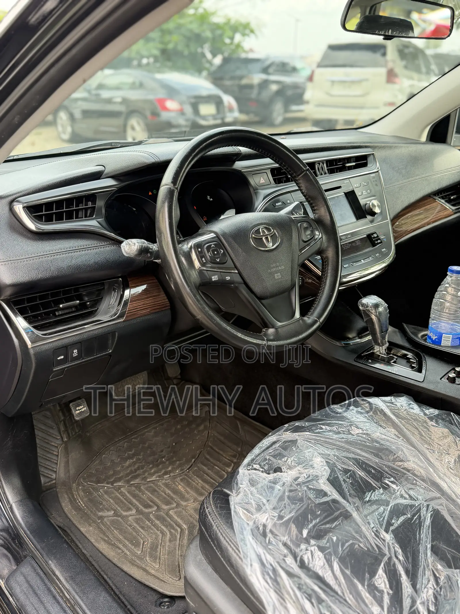 Toyota Avalon XLE FWDSedan (3.6L 6cyl 6A) 2016 Black