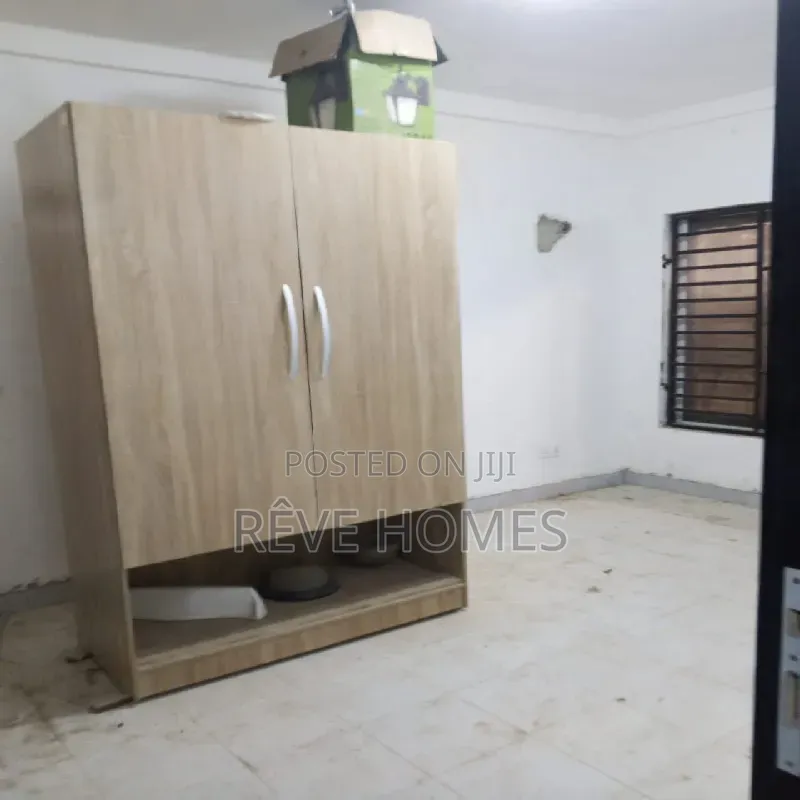 5bdrm Duplex in Ogudu GRA for rent