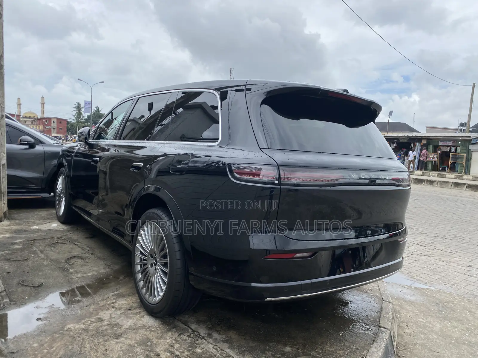 New Voyah Dream PHEV 2026 Black