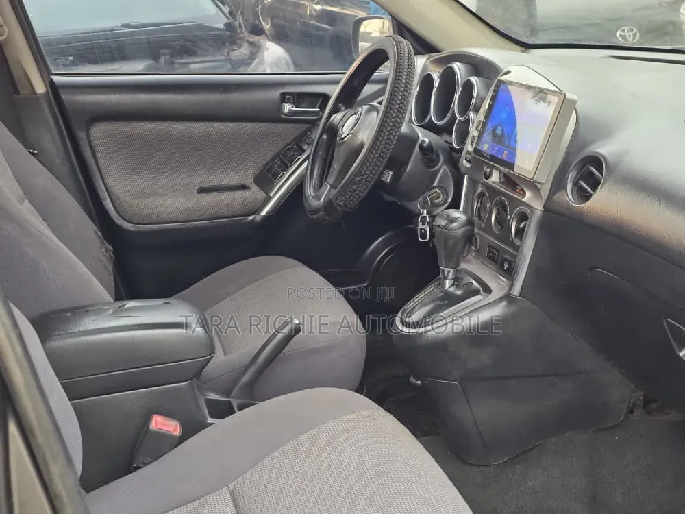 Toyota Matrix 2007 Gray