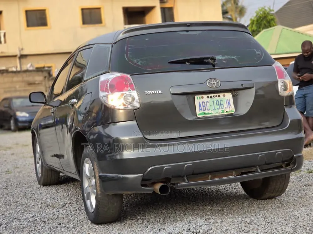 Toyota Matrix 2007 Gray