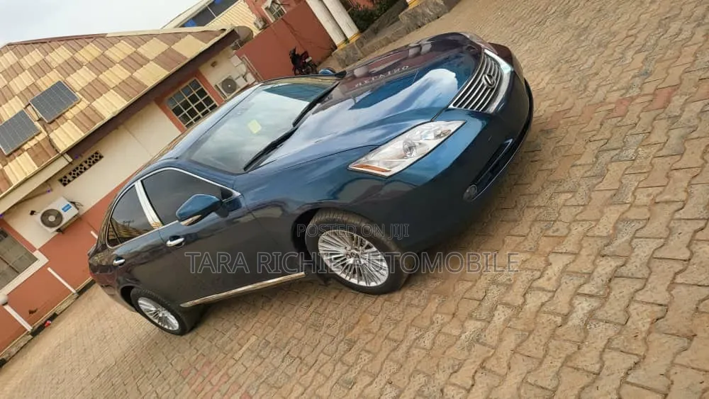Lexus ES 350 2010 Blue