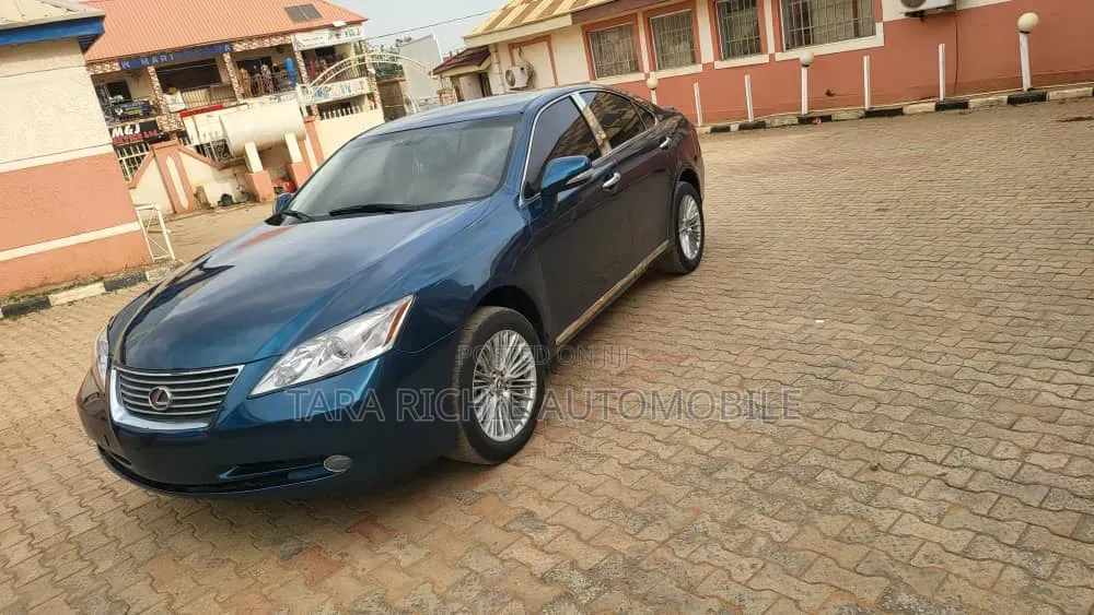 Lexus ES 350 2010 Blue
