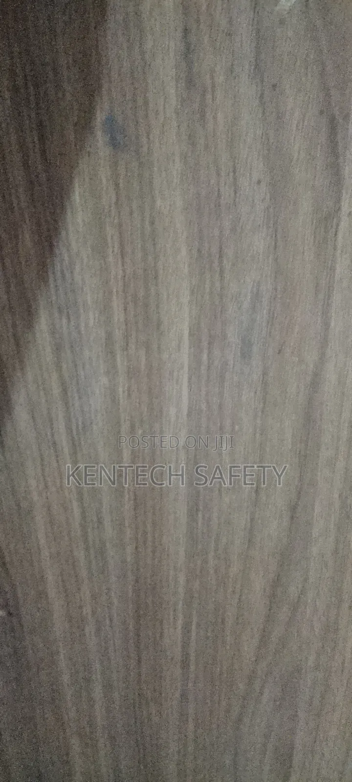 Marine Board 15mm 4ftx8ft and Saw