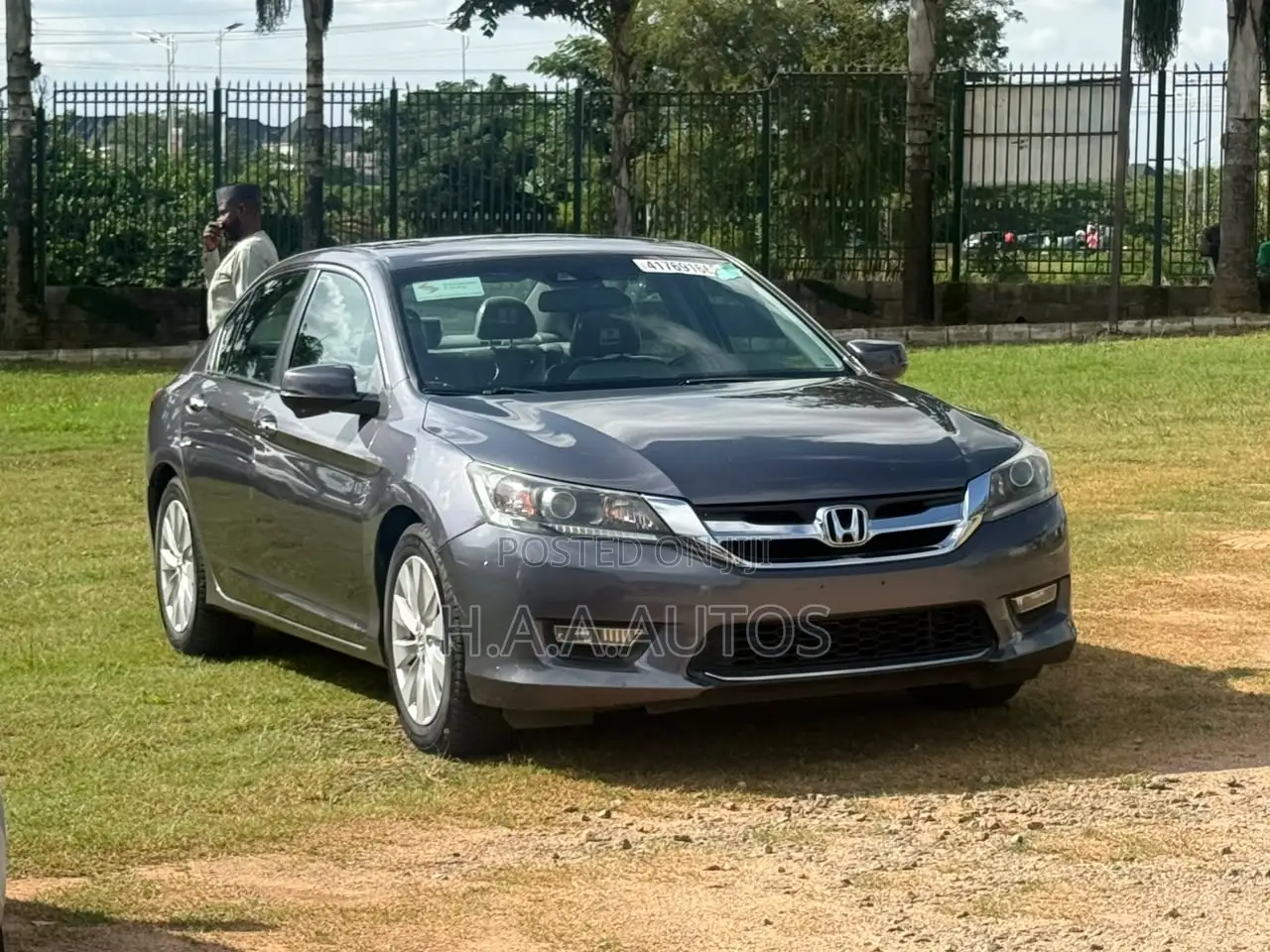 Honda Accord EX-L 4dr Sedan FWD (2.4L 4cyl 2A) 2013 Gray