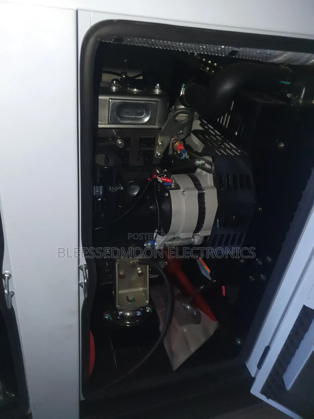 Perkins Heavy Duty Soundproof Diseal Generator 20kva Cooper Coil