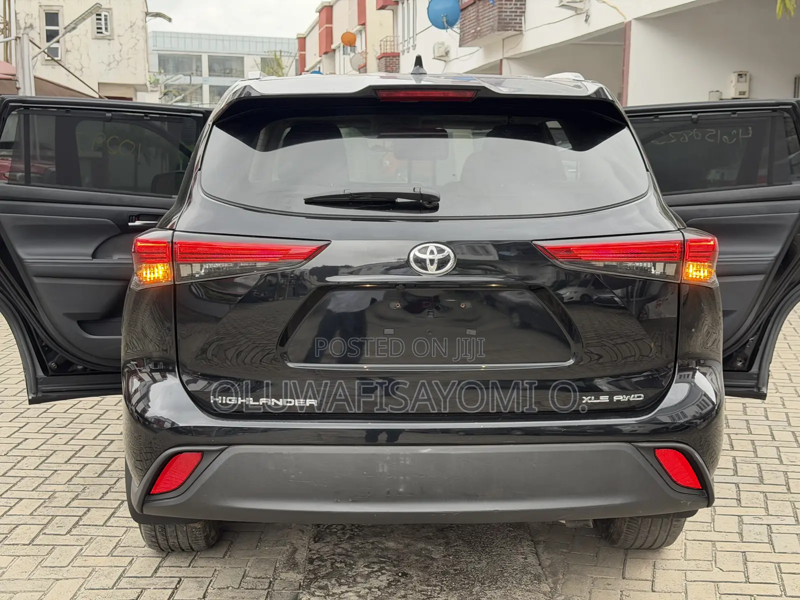 Toyota Highlander XLE AWD 2023 Black