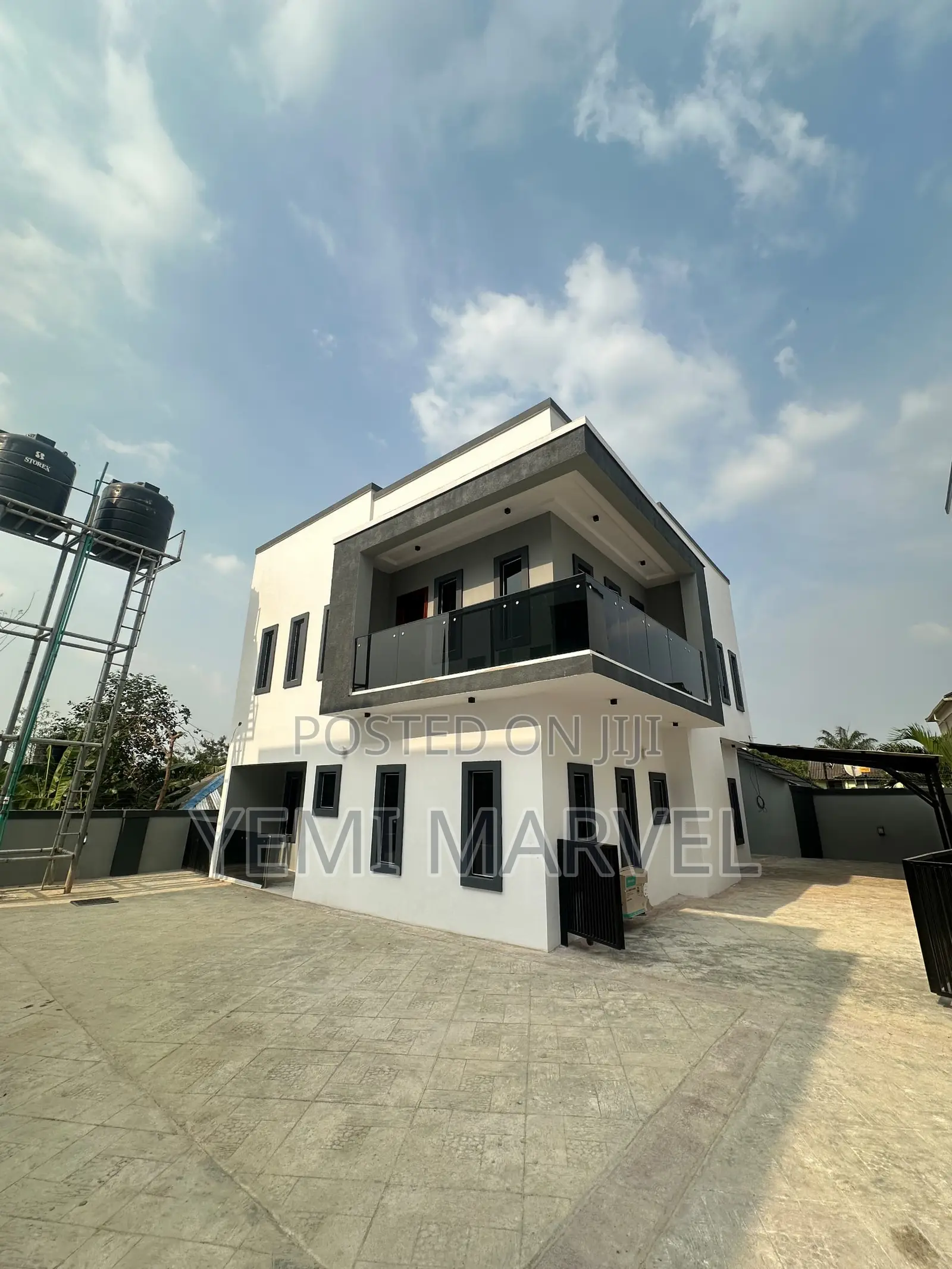 5bdrm Duplex in Main Jericho Gra, for sale