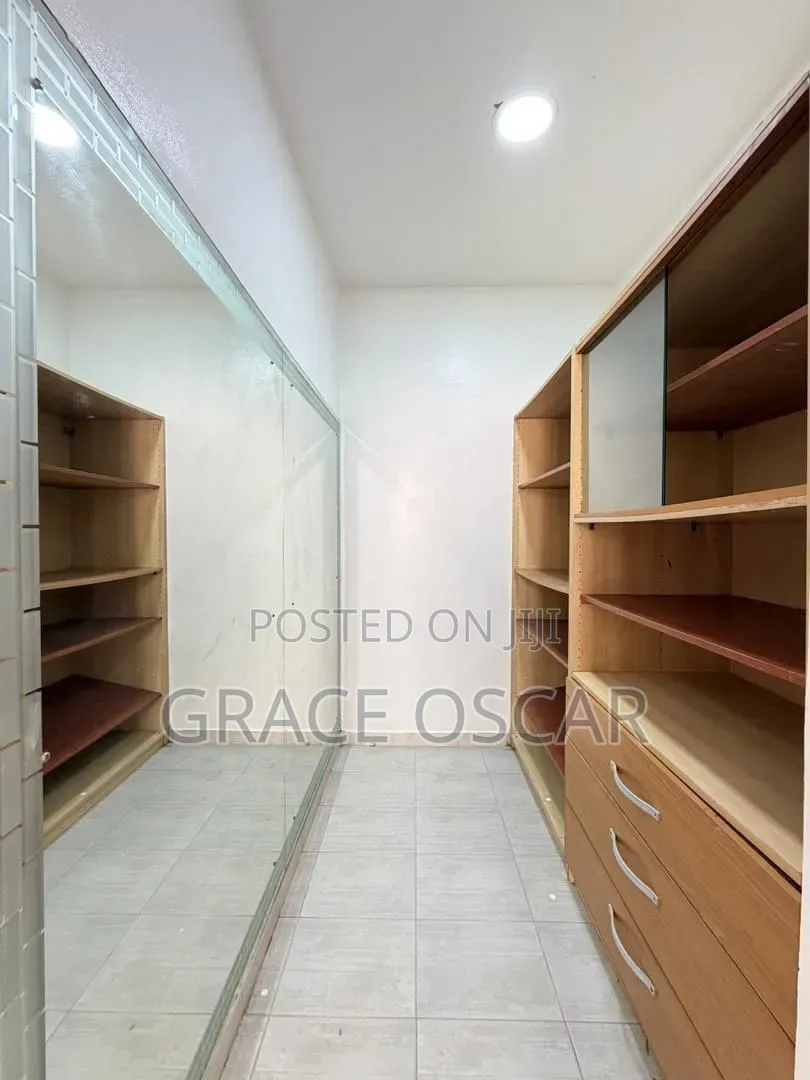 4bdrm Duplex in Lekki Phase 1 for sale
