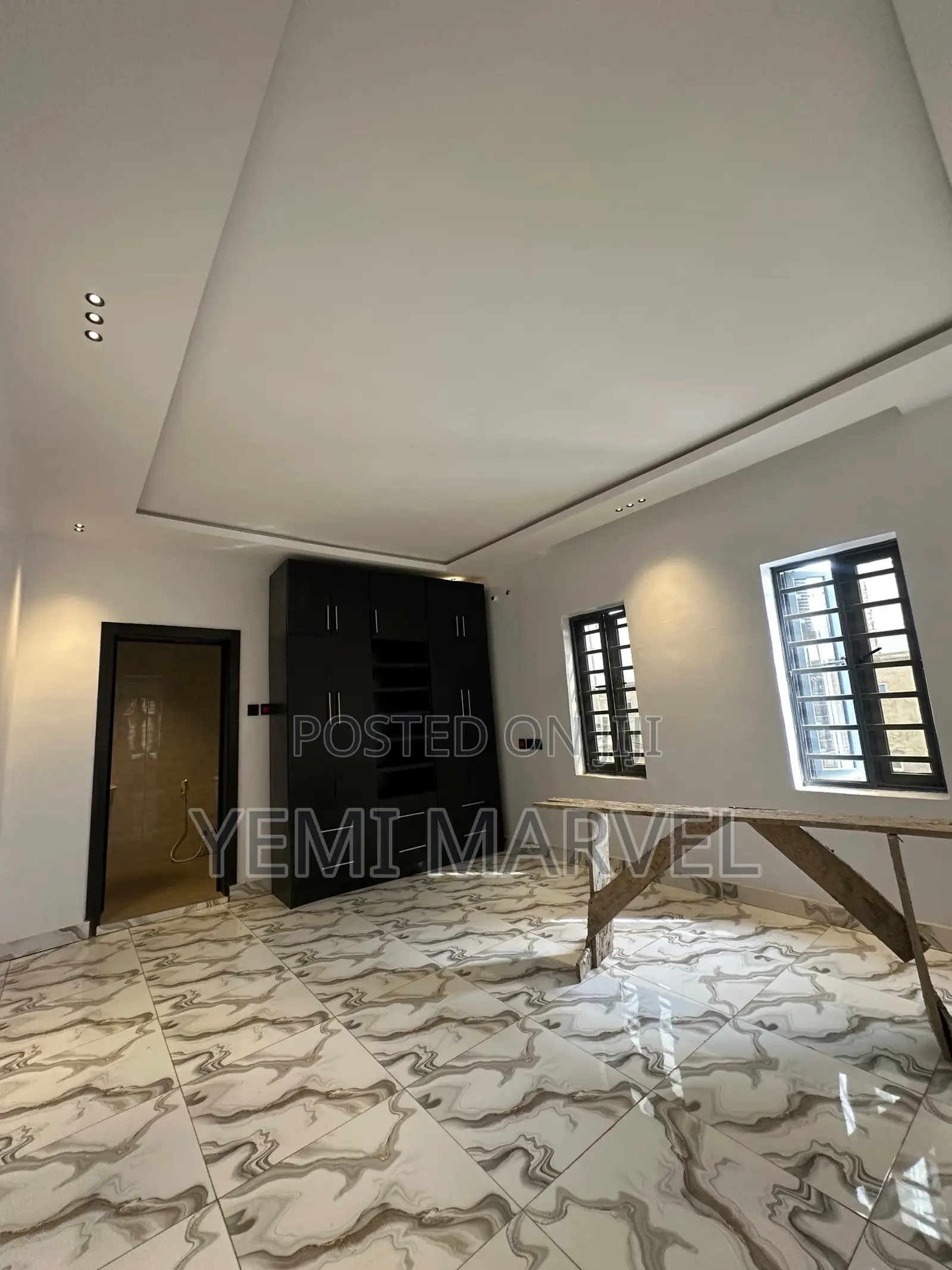4bdrm Duplex in Emmanuel Estate, for sale