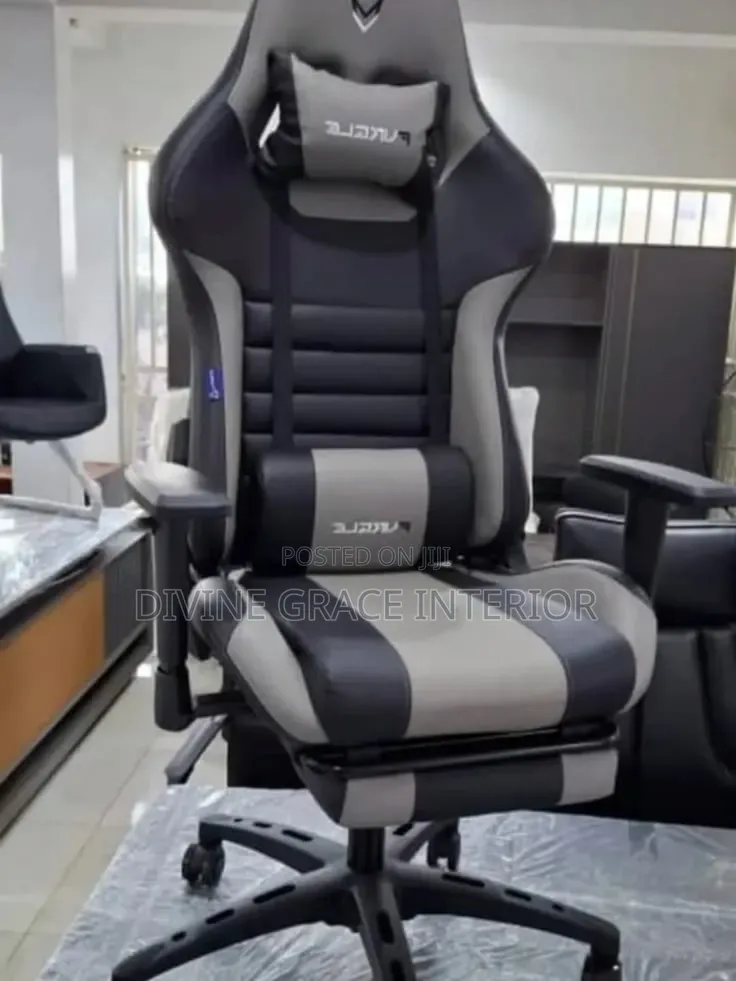 High Quality Leather Padded Gaming Chair
