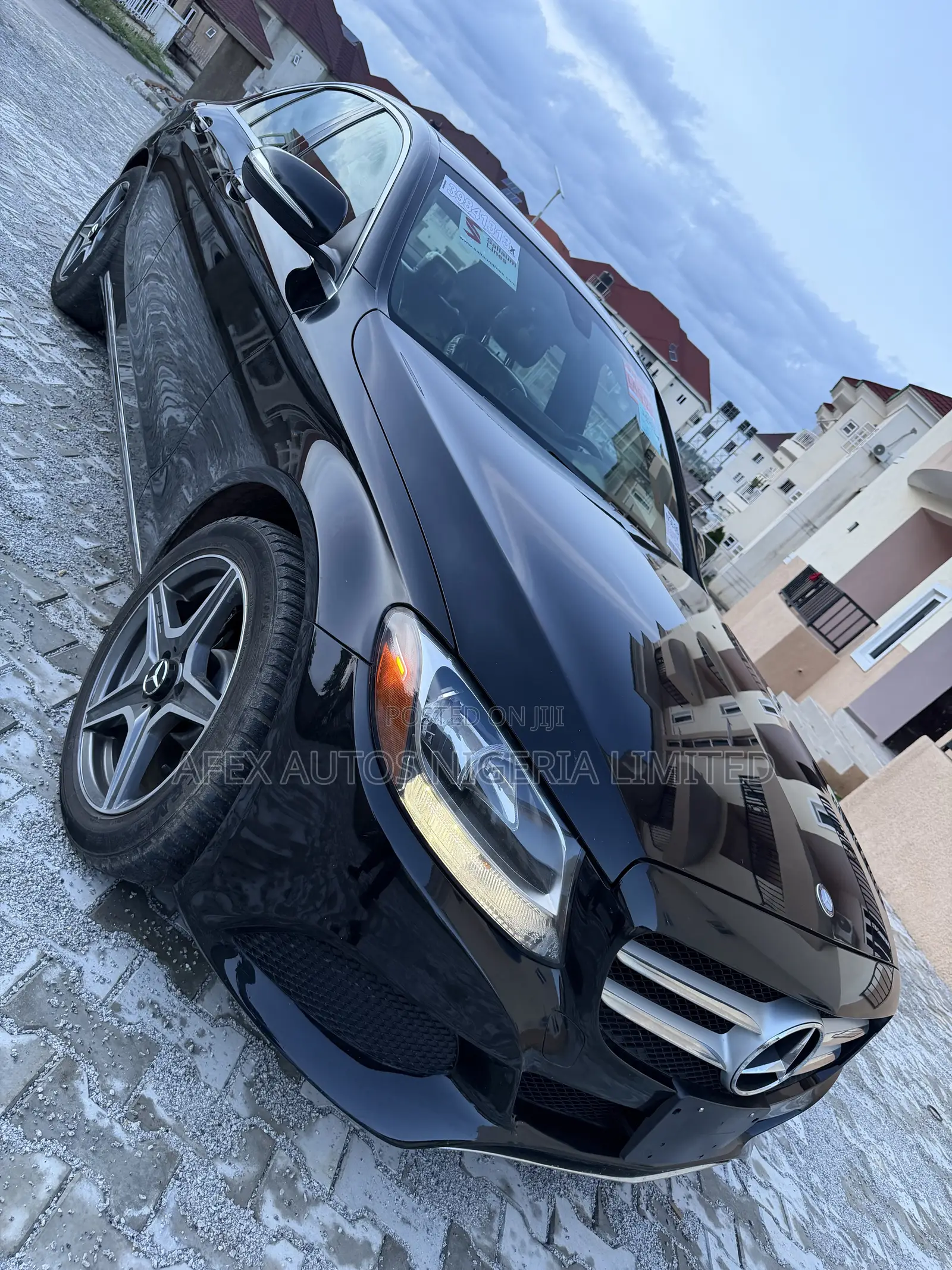 Mercedes-Benz C300 Luxury 4dr AWD 4Matic Sedan (2.0L 4cyl 7A) 2015
