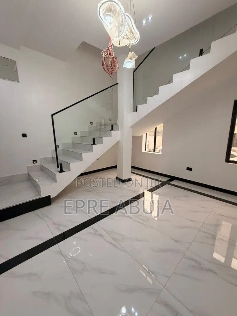 4bdrm Duplex in Guzape District for sale