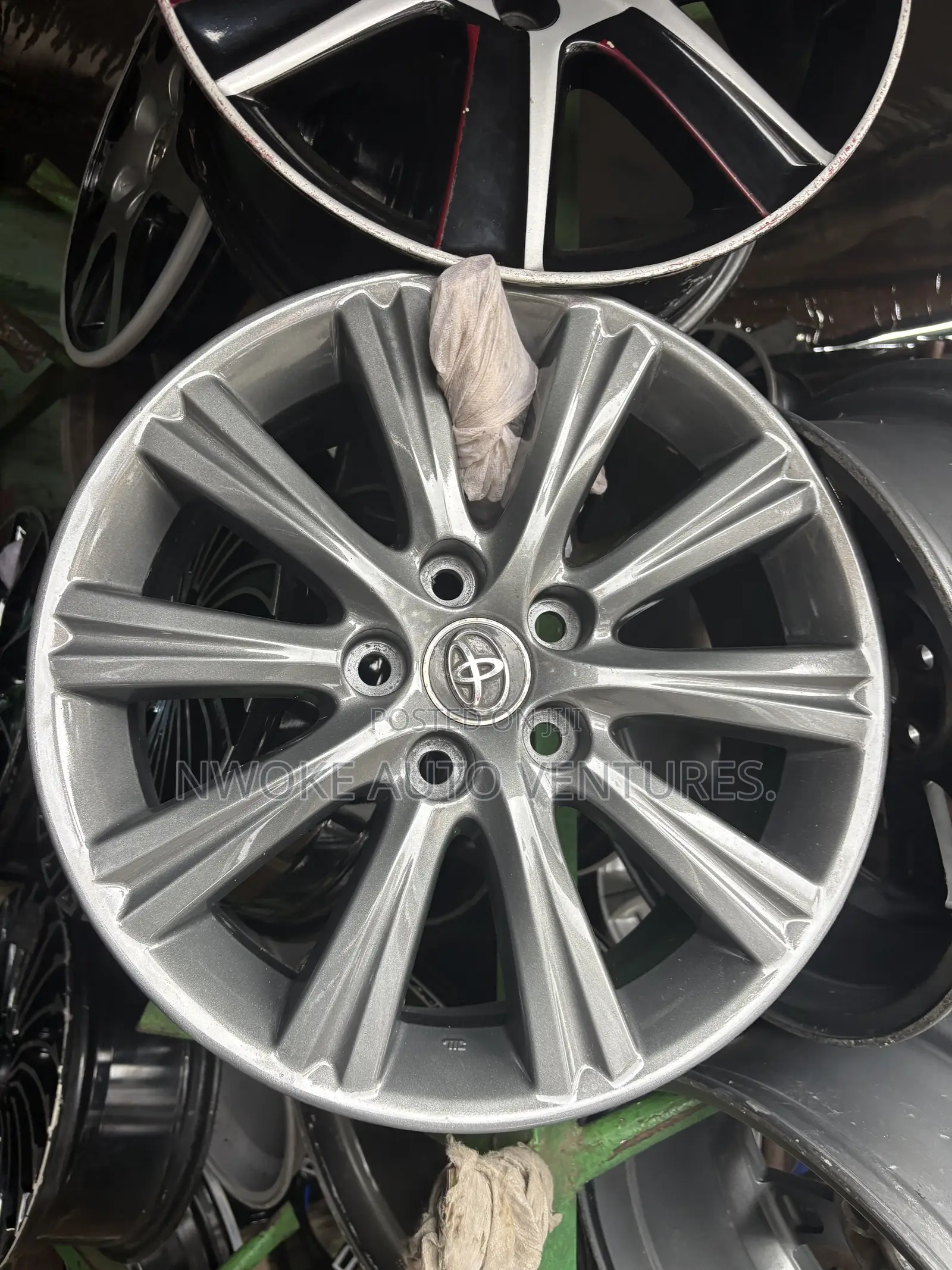 17 Inches for Toyota Camry 2008 to 2010 Model